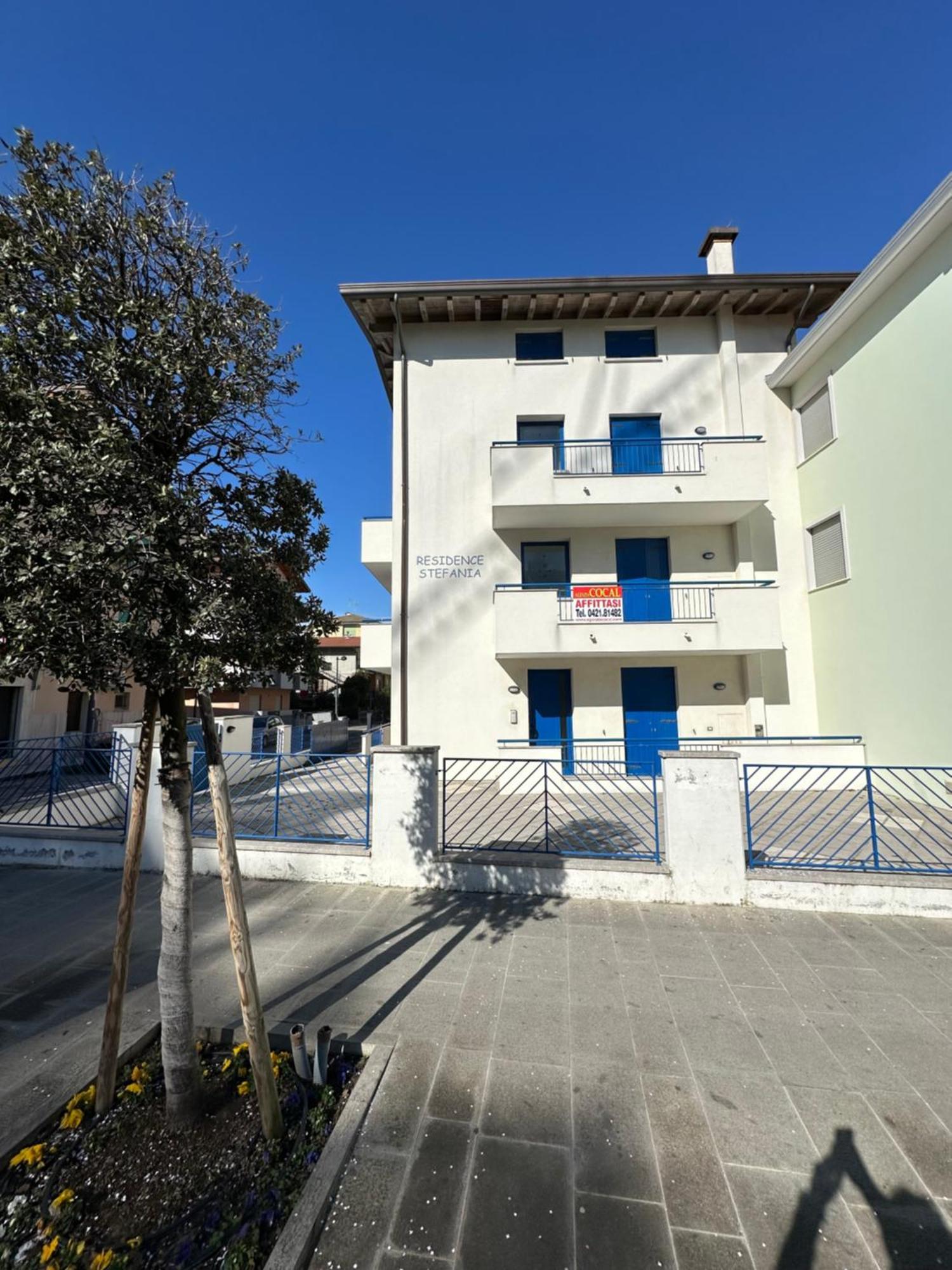 Residence Stefania Attici Su 2 Livelli - Agenzia Cocal Caorle Bagian luar foto