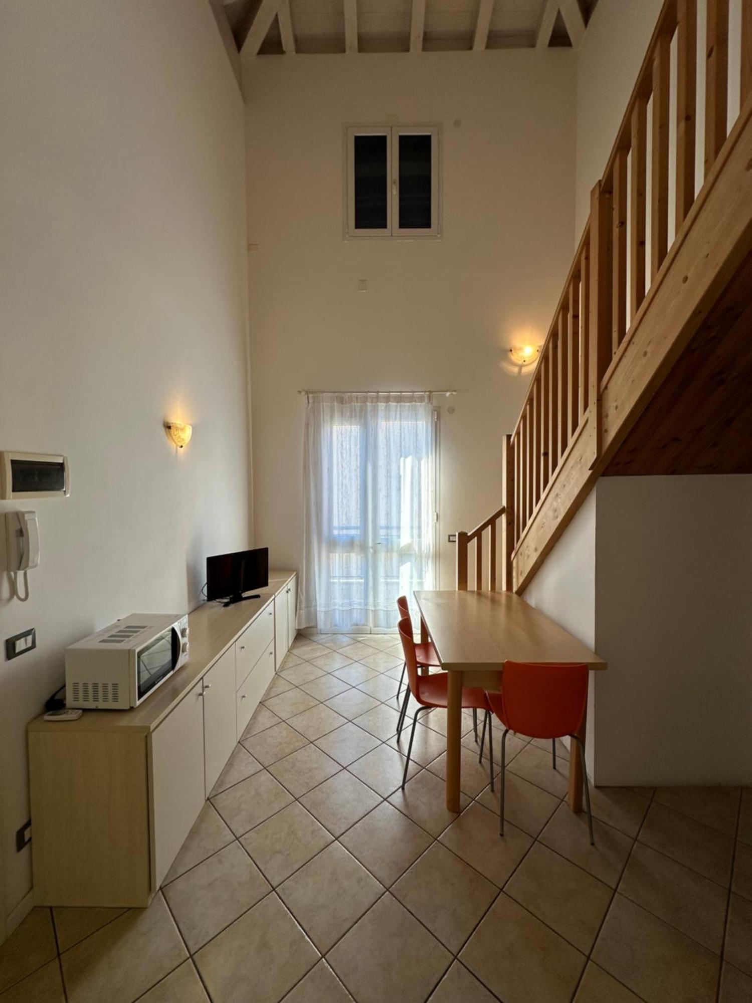 Residence Stefania Attici Su 2 Livelli - Agenzia Cocal Caorle Bagian luar foto